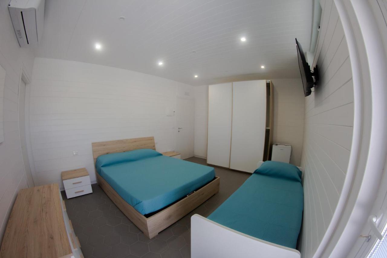 Aurora Beach & Suite 마르게리타디사보이아 외부 사진