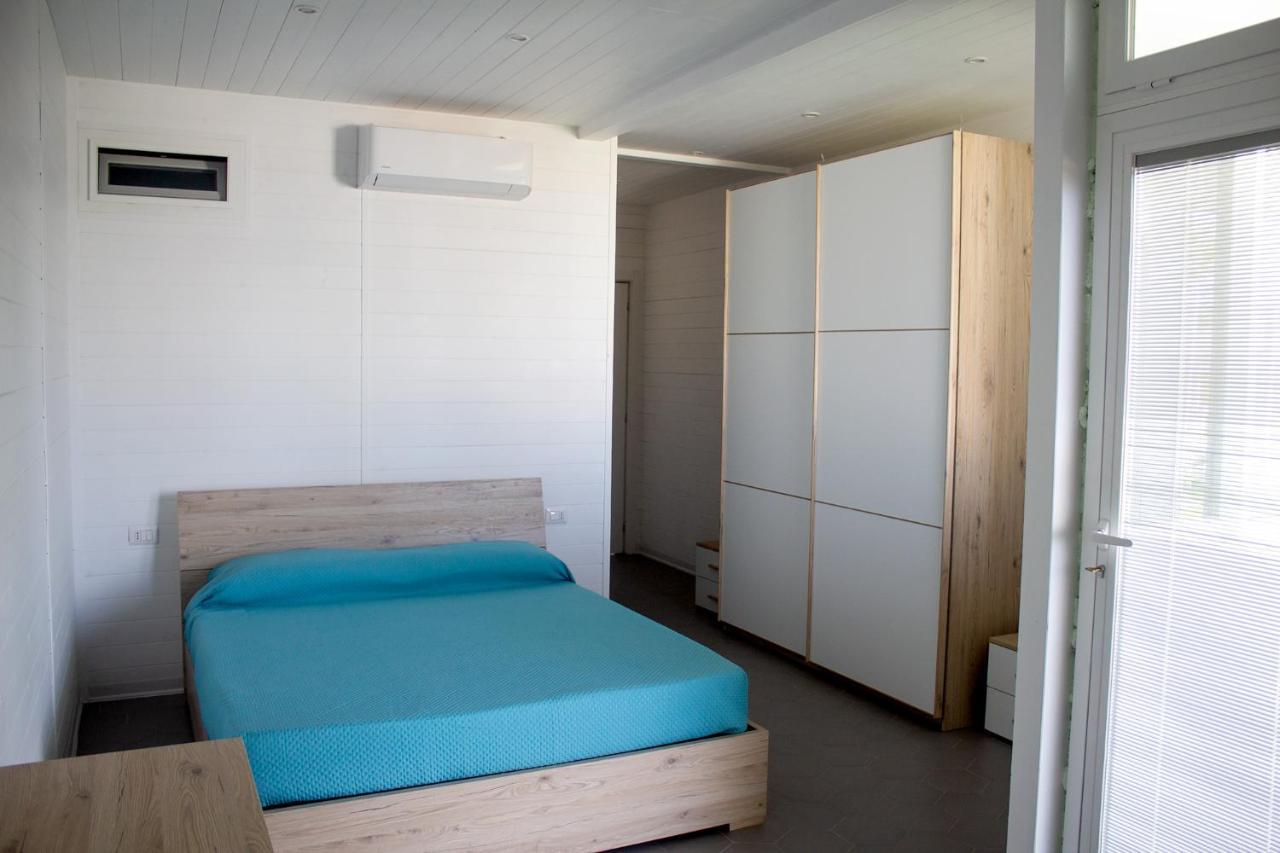 Aurora Beach & Suite 마르게리타디사보이아 외부 사진