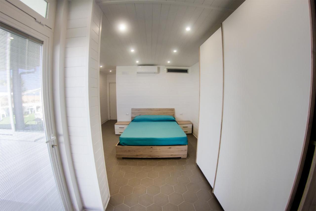 Aurora Beach & Suite 마르게리타디사보이아 외부 사진