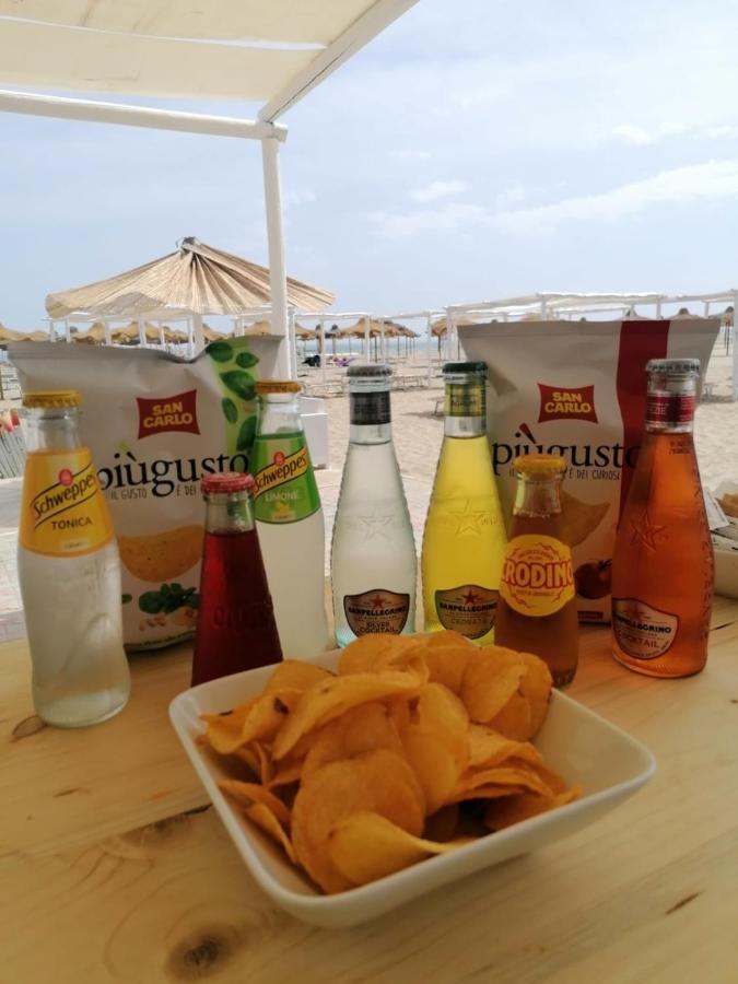 Aurora Beach & Suite 마르게리타디사보이아 외부 사진
